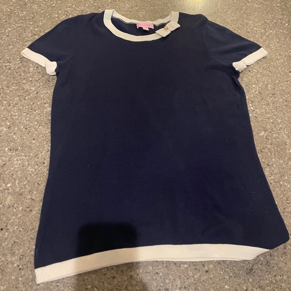 Lily Pulitzer Navy & White short sleeve sweater size large excellent condition